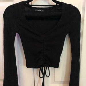 Long sleeve crop top